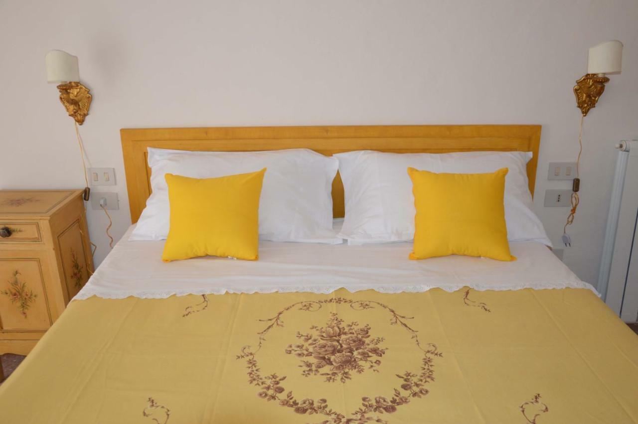 Casa Ciri Bed & Breakfast Foligno Exterior foto